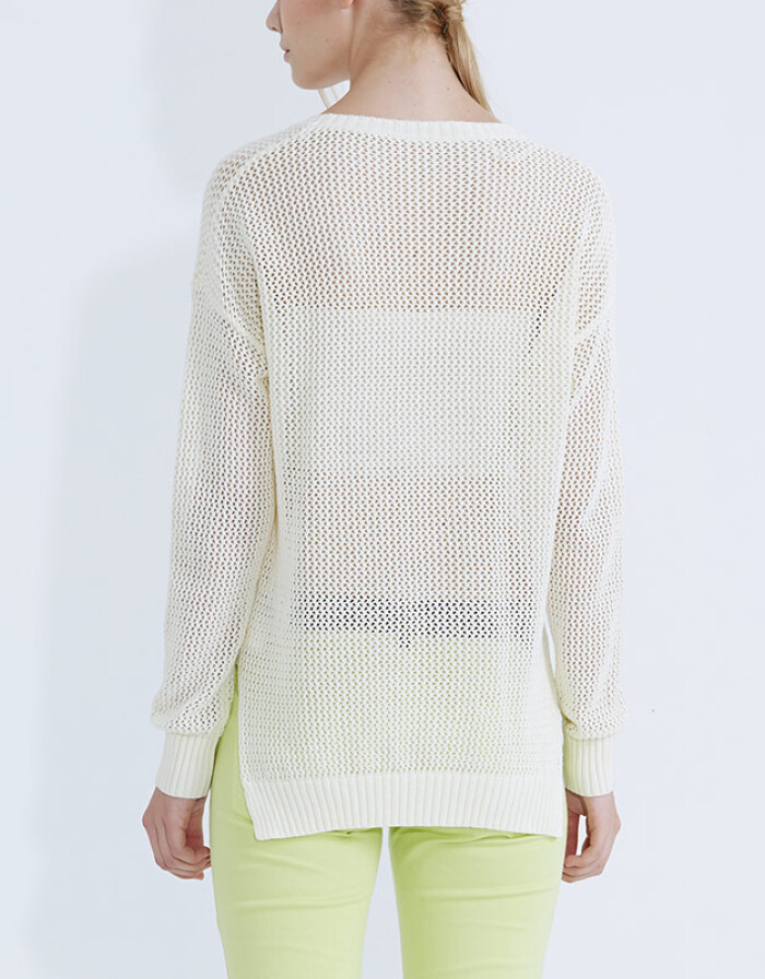 MO&Co.針織衫 歐美休閑風尚的優雅演繹